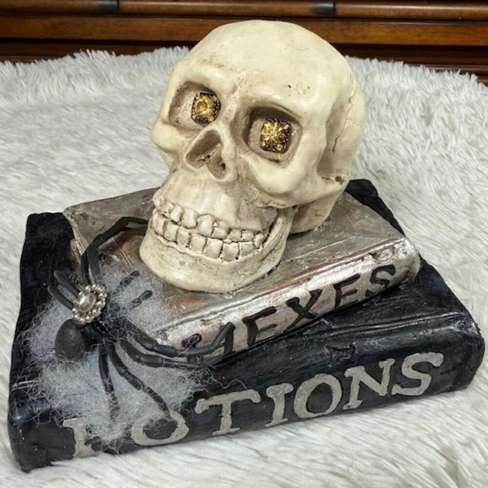 Rhinestone Eyes Skull & Rhinestone Spider Hexes Potions Book Resin Plaster Decor